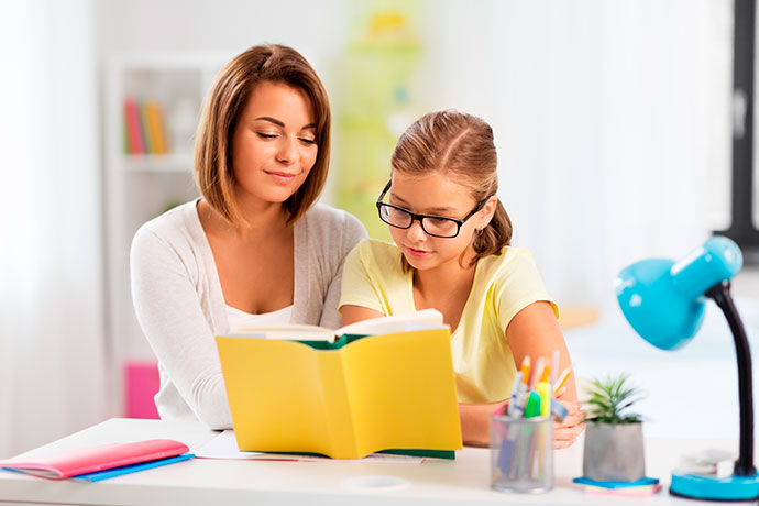 The Benefits of Hiring a Private English Tutor: Personalized Learning for Success